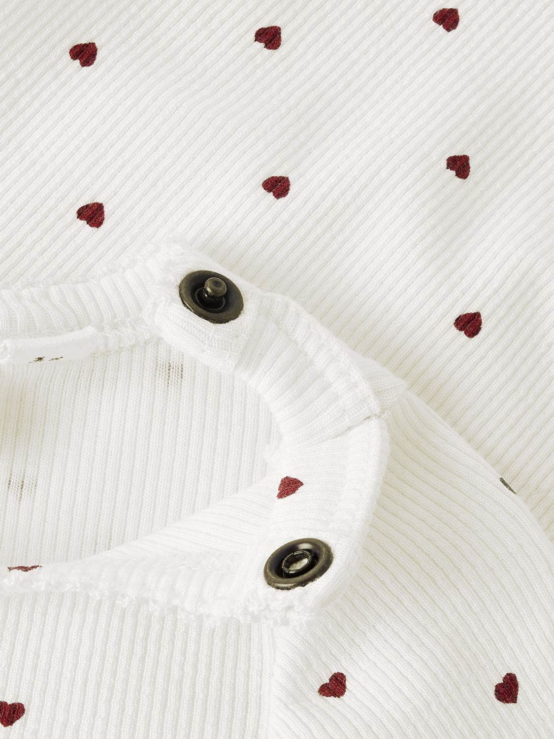 model_shot-front_full